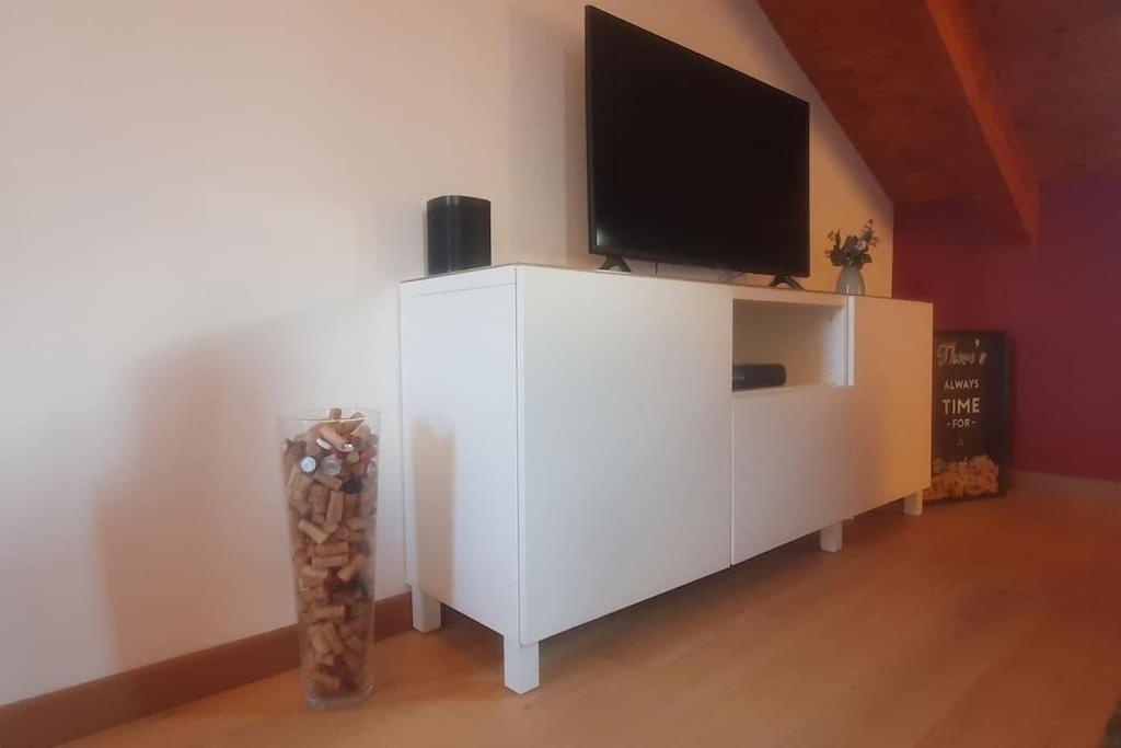 Charming 2.5room Flat In Center Of * Monforte D'Alba